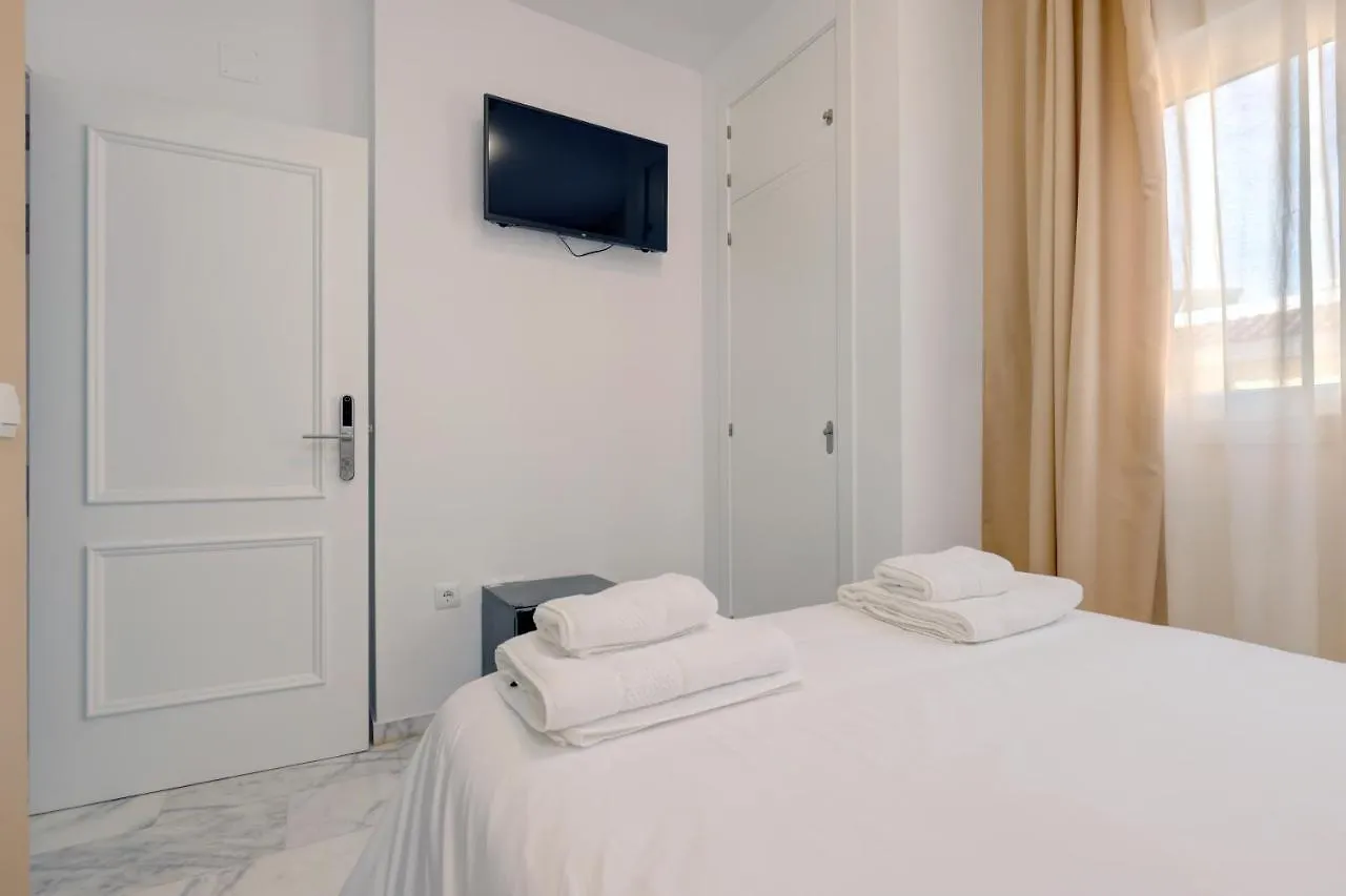 Hostal 37 Estepona 0*,  Spain